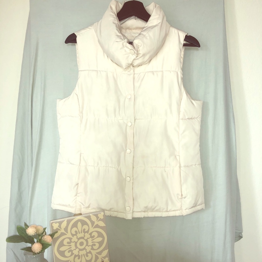 Forever 21 Cream Puffer Vest